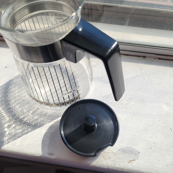 Vintage MCM Pyrex 4 cup Coffee Carafe pot. In perfect vintage shape! Like new! - Picture 8 of 11